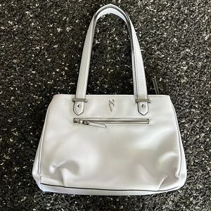 Brand new never used Vera Wang- simply Vera purse